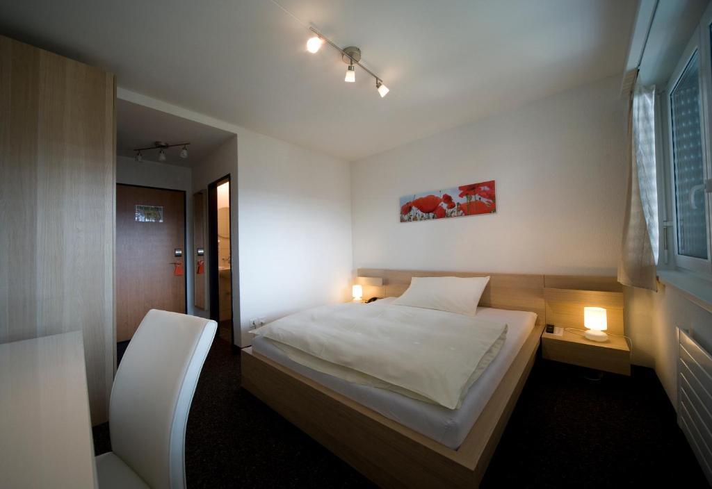 Oasis Hotel 3*